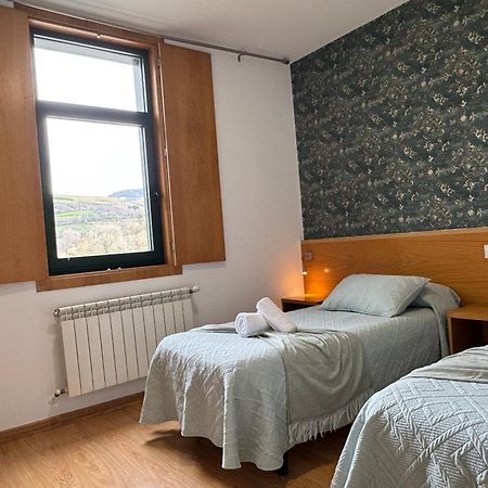 Complexo Xacobeo Otel Tríacastela Dış mekan fotoğraf