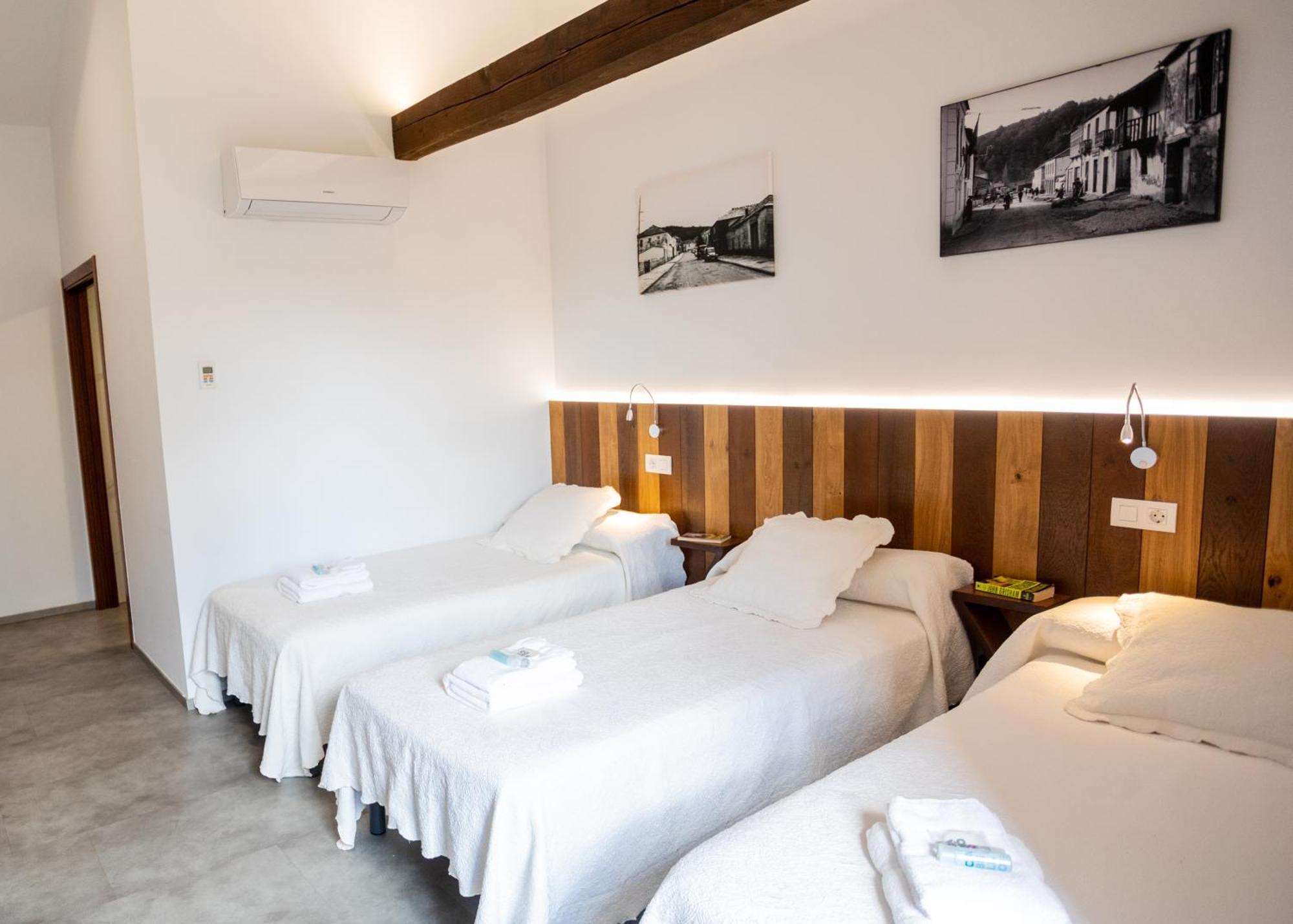 Complexo Xacobeo Otel Tríacastela Dış mekan fotoğraf