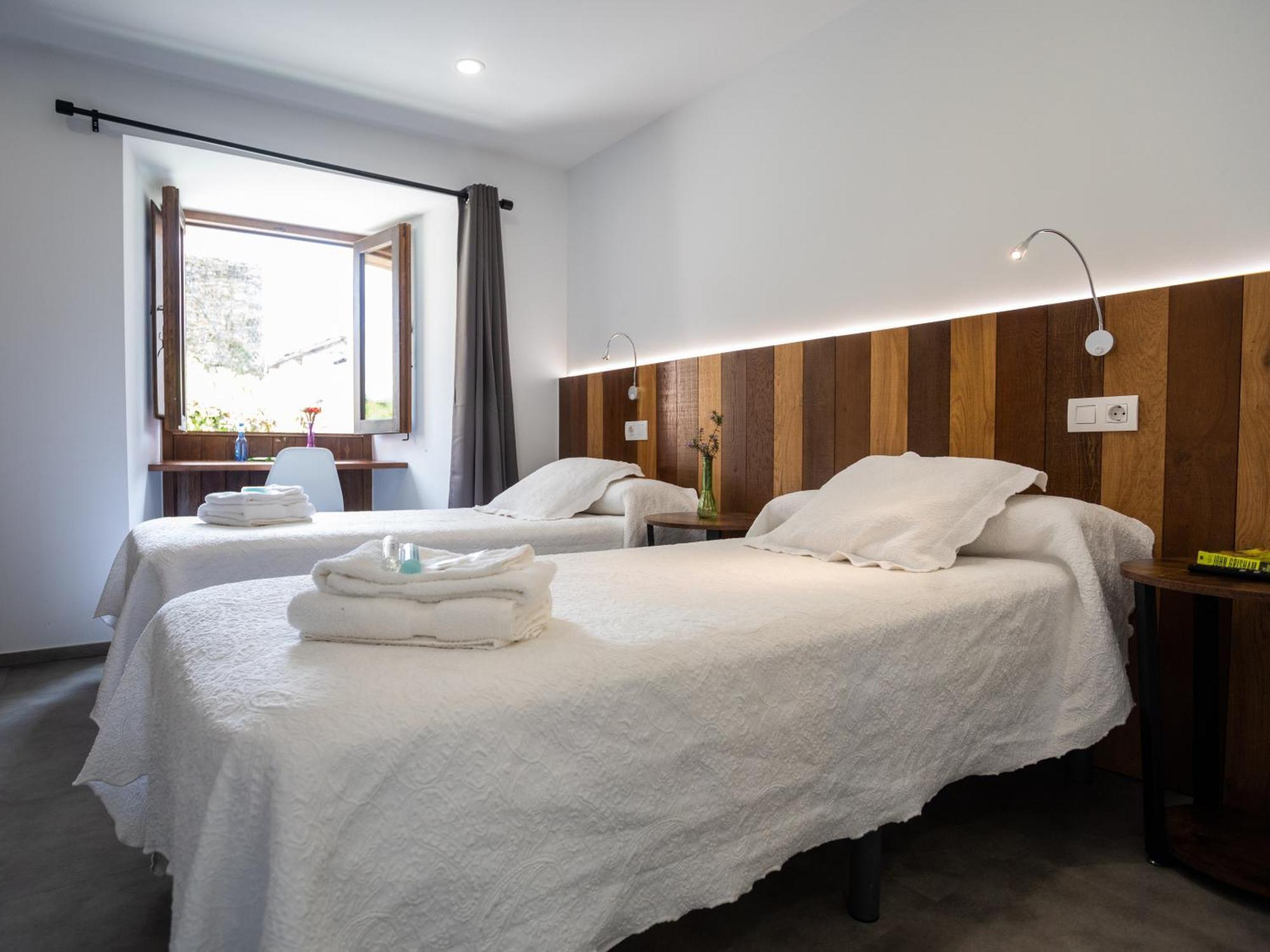 Complexo Xacobeo Otel Tríacastela Dış mekan fotoğraf