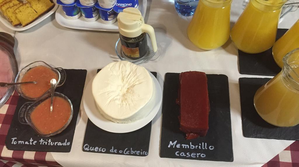 Complexo Xacobeo Otel Tríacastela Dış mekan fotoğraf