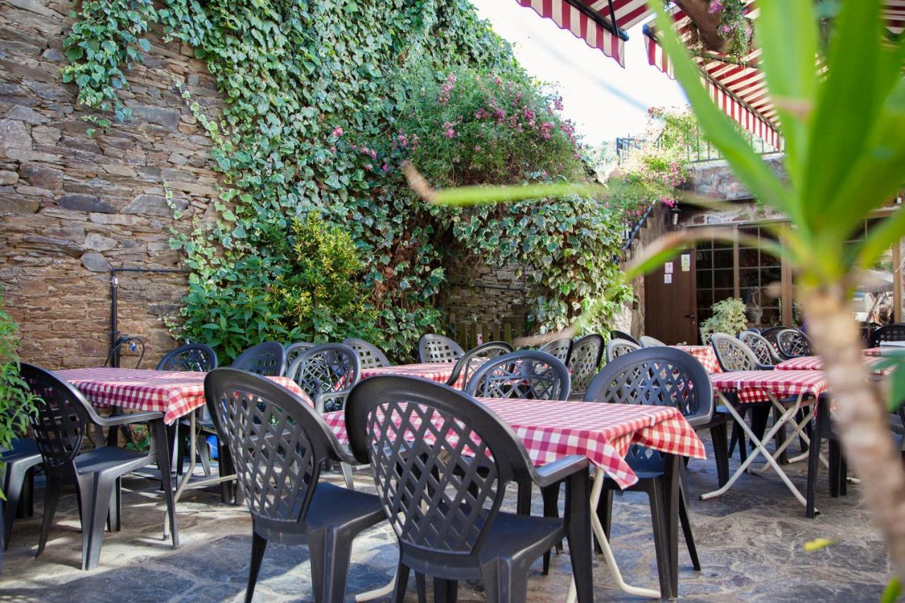 Complexo Xacobeo Otel Tríacastela Dış mekan fotoğraf